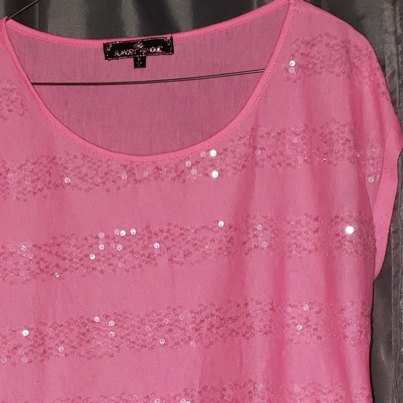 💘3 for $10💘 Hot Pink T! - Picture 4 of 4